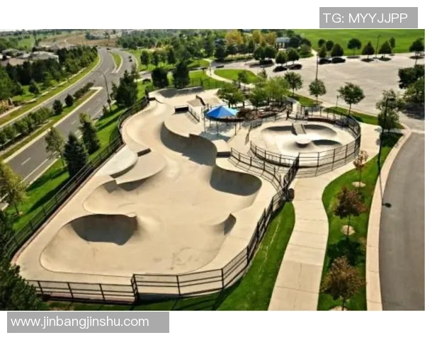 深圳滑板队创新盯防战术解析与实战应用探讨